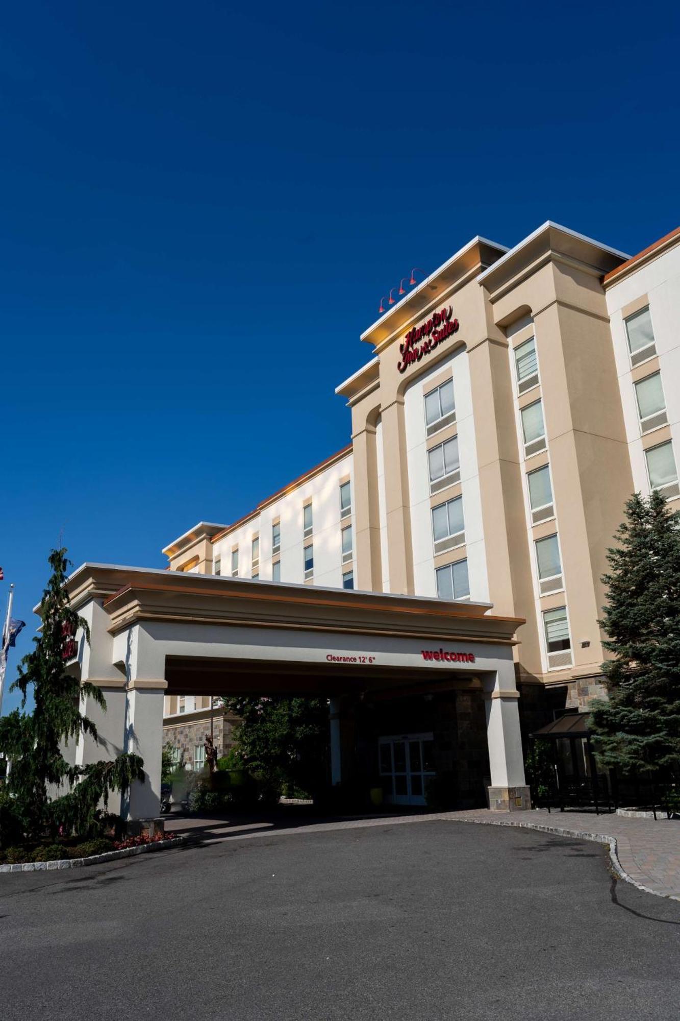 Hampton Inn & Suites Staten Island New York Exteriér fotografie